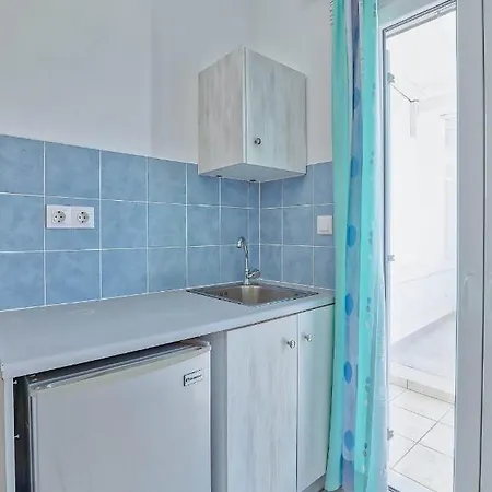 מלון Pavlos Place