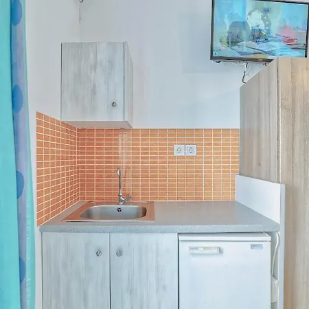 מלון Pavlos Place