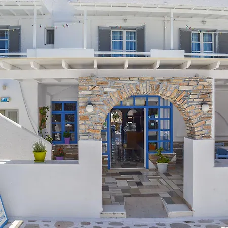 Pavlos Place מלון אנטיפארוס