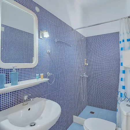 Pavlos Place 2* אנטיפארוס