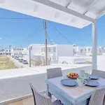 Pavlos Place Αντίπαρος