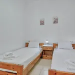 מלון Pavlos Place