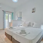 מלון Pavlos Place 2*