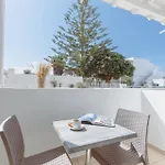 Pavlos Place Ξενοδοχείο 2*