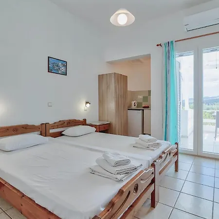 Pavlos Place 2* 安迪帕罗斯岛