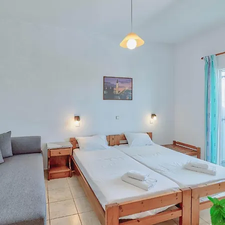Pavlos Place Hotel