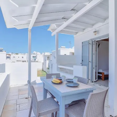 Pavlos Place Hotell