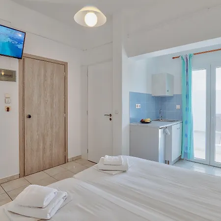 Pavlos Place Hotell