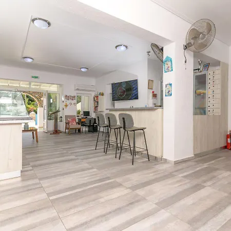 Pavlos Place 2* Antiparos Town