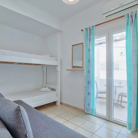 Pavlos Place Hotell 2*