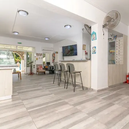Pavlos Place Hotel Antiparos