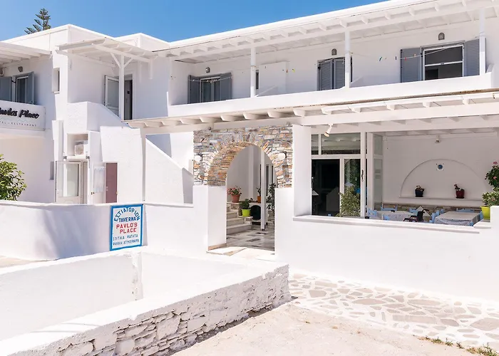 Pavlos Place Szálloda 2*